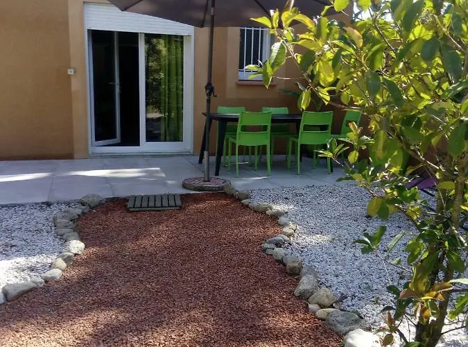 Lili Дом отдыха Сере